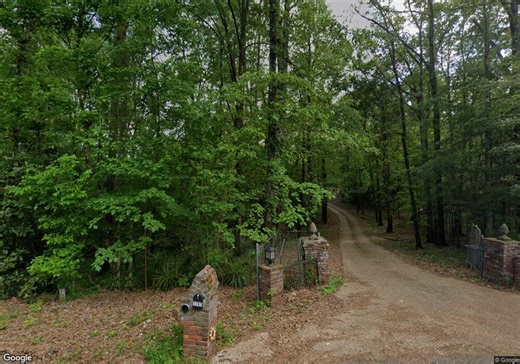 3031 Lakeside Dr, Vicksburg, MS 39180 | Homes.com