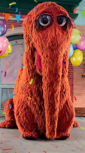 Sesame Place Philadelphia | Happy birthday to everyone’s biggest Sesame Street friend, Snuffy! Comment “🎂” to join his best pal Big Bird in wishing Snuffy a happy... | Instagram