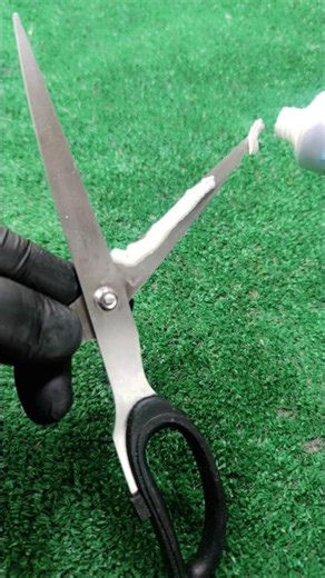 The Secret Trick to Sharpen Scissors Like a Pro!