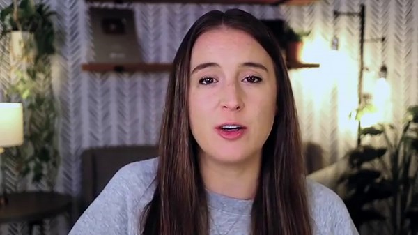 I discovered 8 digital products that are making $7K to $100K RIGHT NOW 💰