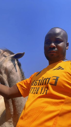 Vidéos de Baki Camara officiel (@bakicamara7) avec son original - Doumbia🇲🇱Fakoly