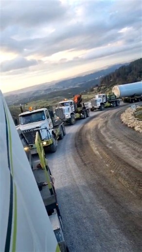 16K views · 476 reactions | Machinery Movers & Tranzcarr Heavy...