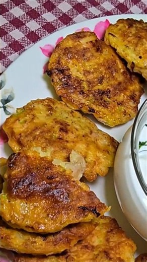 Crispy Chicken & Zucchini Fritters in Minutes! #food #recipe #easyrecipe