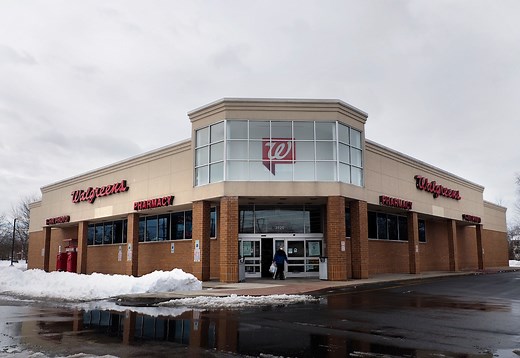 How to get a COVID booster shot at CVS, Walgreens or Rite Aid