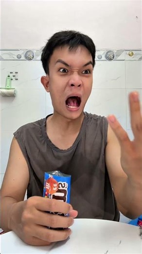 Why Candy angry 😡🍭