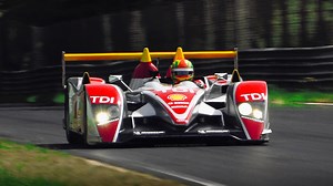 Another year and yet another fantastic annual track day organized by kunoschaer.ch motorsport & events at Autodromo Nazionale Monza! Lots of interesting cars such as an Audi R10 TDI, the 800 hp Ligier JS PX, a Maserati MC20 GT2 and a couple of unmuffled Porsche GT3 Rs 😍 You can find the full video at this link: https://www.youtube.com/watch?v=01E-2K2JG88 #KunoSchaer #TrackDay #MonzaCircuit #AudiR10TDI #AudiR10 #MaseratiMC20GT2 #LigierJSPX #Porsche992GT3R #PorscheGT3R | 19Bozzy92