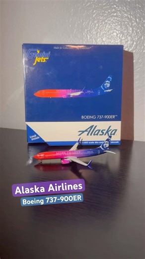 GeminiJets Alaska Airlines Boeing 737-900 1:400 Scale Model #aviation #pilot #geminijets #avgeek