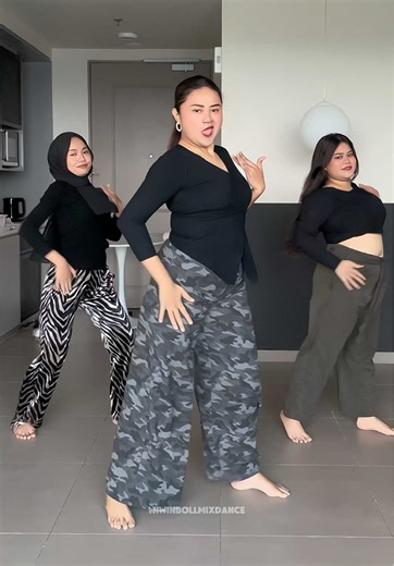 My Lucky Boy😜#wiwinbollmixdance #wbdteam #wiwinwbdempire #luckyboy @say_iera @ed✯