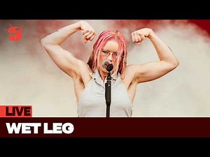Wet Leg - 'pillow talk' (live at Laneway 2026)