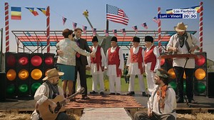 654K views · 86 reactions | Au dansat în stil american, dar șalele... i-au cedat în stil românesc! Las Fierbinți ⏰Astăzi, de la 20:30, la PRO TV! | PRO TV | Facebook