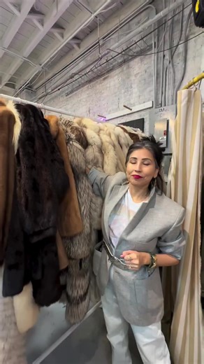 We’re Live today at Artists & Fleas Market 70 N. 7th Street Williamsburg Brooklyn from 11am-6pm 📍see you guys soon! Dm if you see anything that you like! We can also ship to you! #sustainablefashion #vintagefur #furcoats #creatorsearchinsights