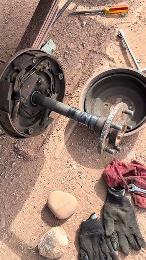 1987 Jeep Comanche, Axle Disaster!