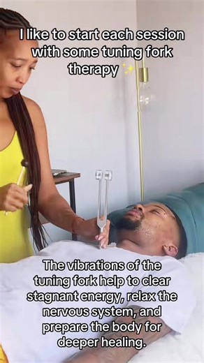 This is how I begin most Reiki sessions ✨ Tuning fork therapy gently works with sound vibration to calm the nervous system, release tension, and bring the body back into balance. It helps the mind slow down, the body soften, and the energy field open—so you can receive Reiki more deeply 🤍 Sound first. Stillness next. Healing flows. #selfcare #reiki #sound #frequency #onthisday
