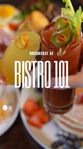 Rise and dine! ☀🍳🥂 Start your day off right at Bistro 101. #bistro #bistro101 #breakfast #brunch #graton #dining | Graton Resort & Casino