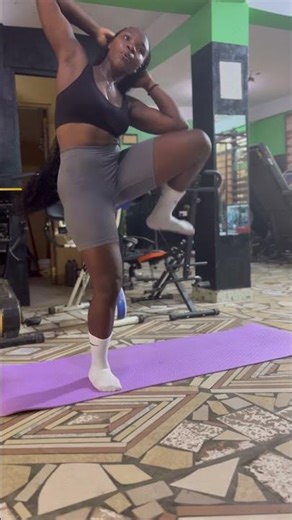 Flat tummy and standing abs working