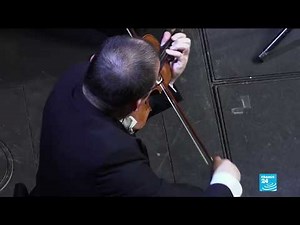 Audience 'planted' in seats as Barcelona opera reopens