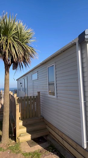 🌟 Come for a tour of AV38, one of our hire fleet static caravans! Situated on a sea- view pitch with a modern interior, this caravan makes the perfect home from home for a family getaway! 🌟 💻 Enquire today for availability! | Whitby Holiday Park