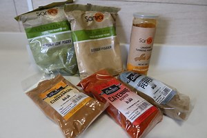 Buying Spices and Herbs at Mustafa Centre, Little India » Deenise Glitz