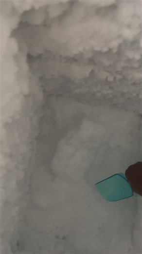 How to Fill a Big Freezer Fast: Tips for Freezer Frost & Ice Scoops