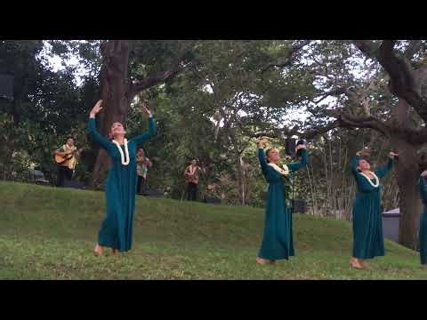 Keauhou - Hoʻoluana" with Hula