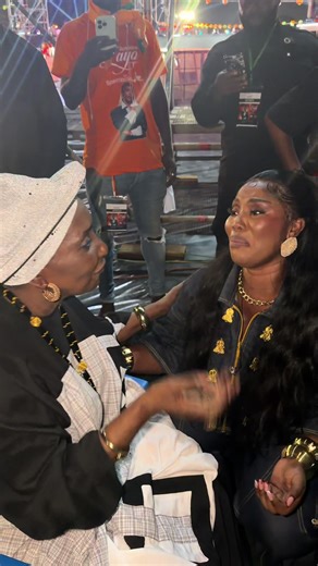 Bravo notre Diva @Roseline Layo officiel ! La suite est garantie 👏👏👏 ! Mille fois merci à Sekou Simbo Keita ❤️❤️ #Divas #MamaAfrica #RoselineLayo