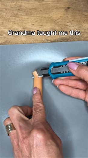 3.4M views · 4K reactions | Grandma's spooky hacks Halloween household hacks #fblifestyle This original video was produced by Network Media, LLC and Zore & Tomek | Home Hacks & Easy Snacks | Facebook