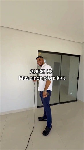 Casal flagra obra usando energia da casa e viraliza com reação tranquila! 🫢🤣