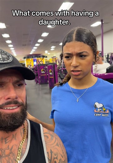 Who’s the sucker, me for never saying no? Or her, not asking for more money? 😏 #daughters #fyp