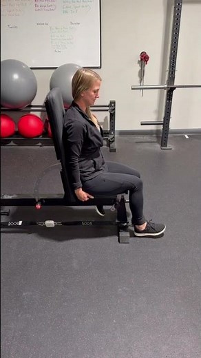 Quad strength testing using dynamometer