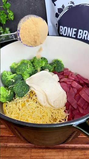 Kalorismarts one pot bacon och broccoli | Svensk Hälsokost