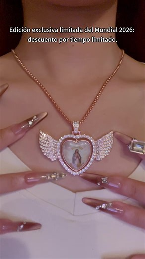Collar corazón NFC con escrituras bíblicas: regalo de fe sutil