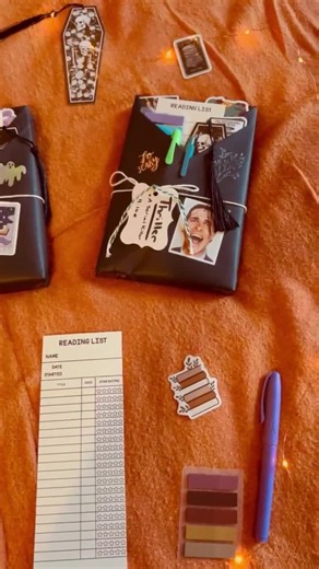 Blind Date With a Book | Spooky | Book Lover Gift | Mystery Book | Gift for Reader | Dark Romance, Paranormal Romance, Horror, Thriller - Etsy