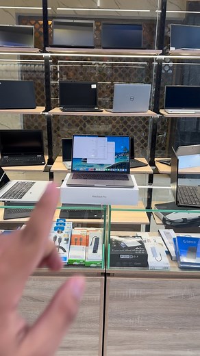 MACBOOK PRO M3 cpu M3 Ssd 512GB m.2 RAM 8GB SCREEN 14” Battery 100% 48 cycles ‎السعر 1,550,000 مع حقيبة هدية و توصيل مجاني لكل انحاء العراق وضمان شهر استبدال وسنة سوفت وير. ‎نغطي جميع احتياجاتك الالكترونية 💻📱🎮🎧 ‎متوفر التوصيل لكل انحاء العراق ‎البيع بالتقسيط متوفر لحملة بطاقة الرافدين ‎العنوان📍بغداد حي الجامعة شارع الربيع بناية الماسة 📞07800070491 | Qudra store