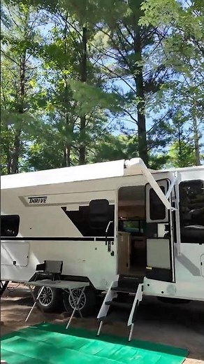 Winnebago Thrive 22MBH | Travel Trailer Tour