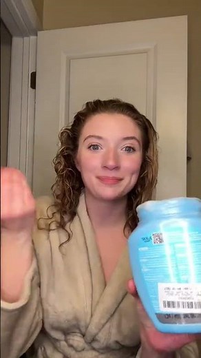 Testing the FAMOUS blue Skala Curly Hair Cream