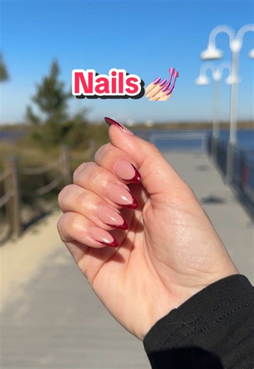 Can’t get over my nails 💅🏻🥰 I love a French tip! And the glitter ✨✨ #newnails #nails #nailinspo #frenchtipnails #rednails