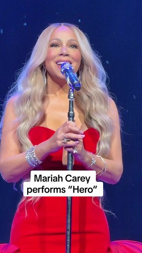 Mariah Carey Performs “Hero” Live | Merry Christmas Tour