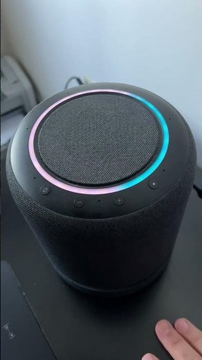 Why Is Echo Yellow? 🟡 [Glowing, Pulsing, or Blinking Alexa Light]