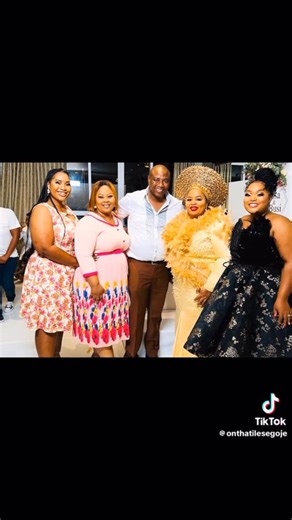 Uthando Nesithembu on Instagram: "#uthandonesithembu #shibase❤ #macele❤ #makhumalo❤️ #mangwabe❤"