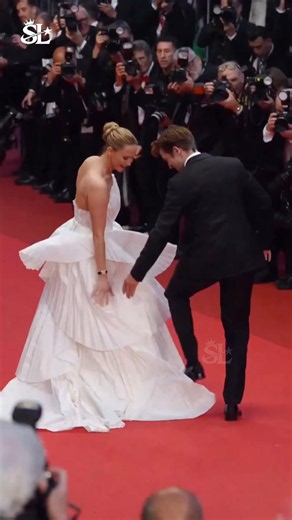 Jennifer Lawrence & Robert Pattinson Stole the Spotlight! 😍🔥 #Shorts
