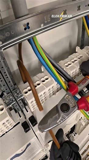 #elektrik #electrician #handwerk #tools #youtubeshorts #diy