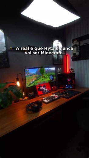 O importante é saber aproveitar os dois! Mas convenhamos, minecraft foi revolucionário! #hytale #minecraft #setup #setupgamer #pc