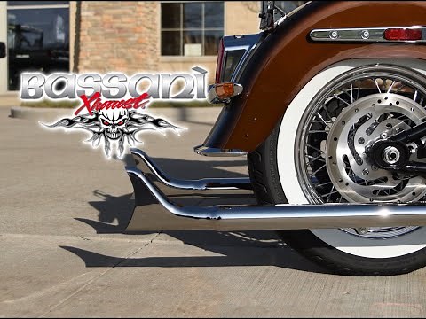 Bassani True Dual Fishtail exhaust on 2019 Softail Deluxe - Sound Clip
