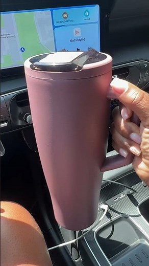 The BrüMate Era Flip Tumbler is your all-day hydration essential