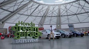 Honda Dream Garage Sales Event: 2015 Honda Accord LX TV Spot, 'Trimmers'