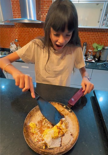 Renata Cooking: Delicious Recipes with Sofía Rodríguez