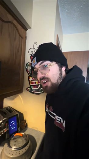 HOW TO MAKE CORNPOP:)