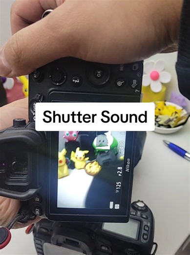 If you could control your shutter sound, would you turn it up? 📸 DSLR shooters love that mechanical click, while mirrorless cameras give you silent mode. Loud shutter vs silent shooting, what’s your preference? Street photography, events, sports or everyday shooting… where do you stand?