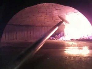 世界一のピッツァ職人技術動画14「薪を組む 解説」