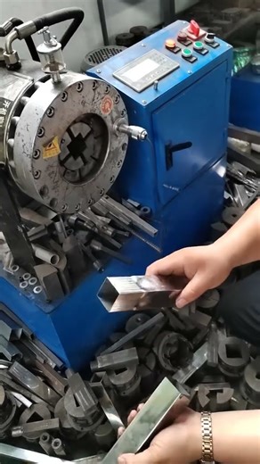 Square Pipe Shrinking Machine Stainless Steel Pipe Diameter Reduce Machine Tube End Reducing Machine